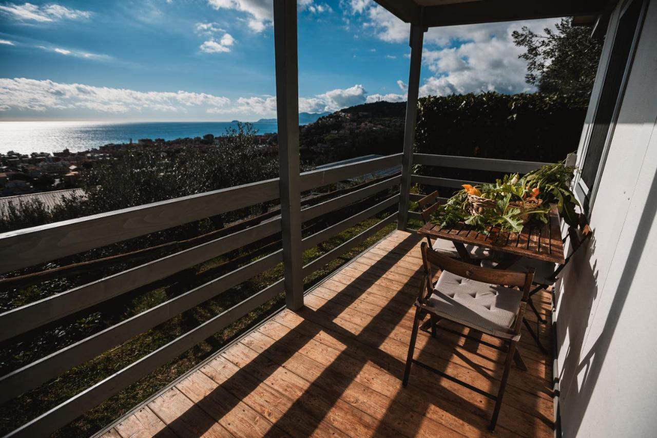 Agriturismo Rose Di Pietra Пьетра-Лигуре Экстерьер фото