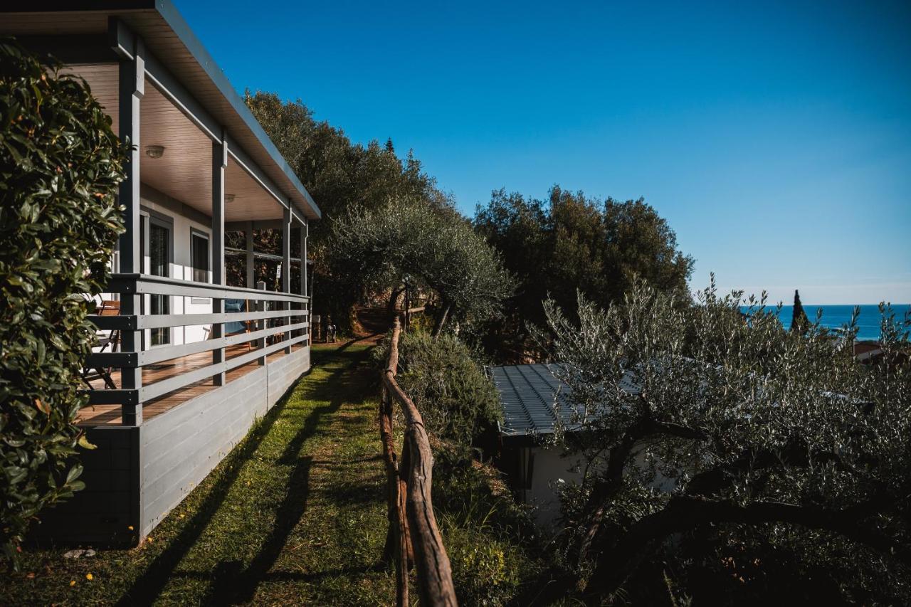 Agriturismo Rose Di Pietra Пьетра-Лигуре Экстерьер фото