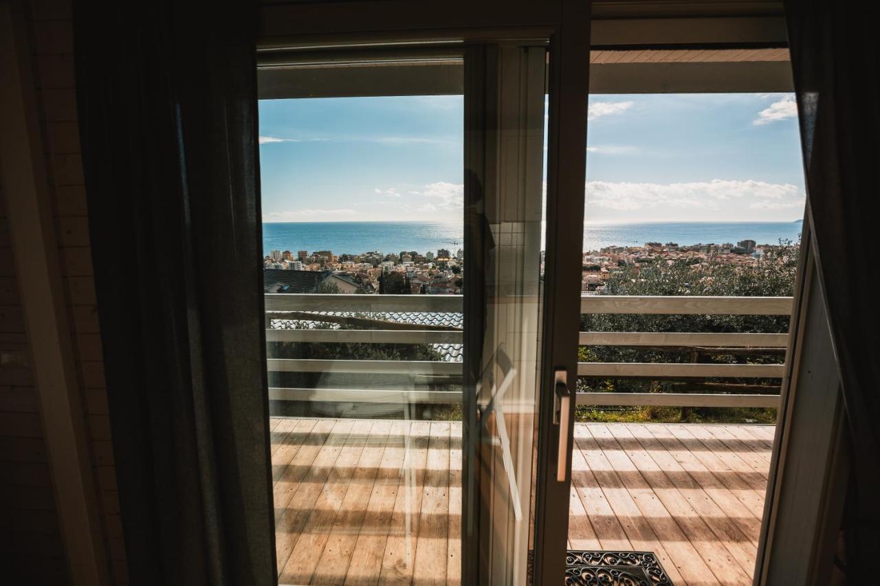 Agriturismo Rose Di Pietra Пьетра-Лигуре Экстерьер фото