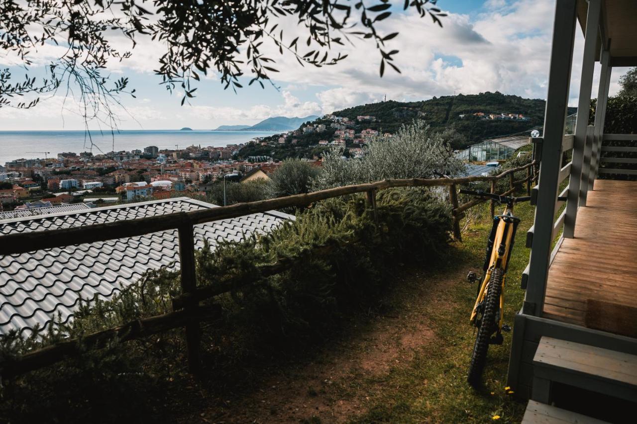 Agriturismo Rose Di Pietra Пьетра-Лигуре Экстерьер фото