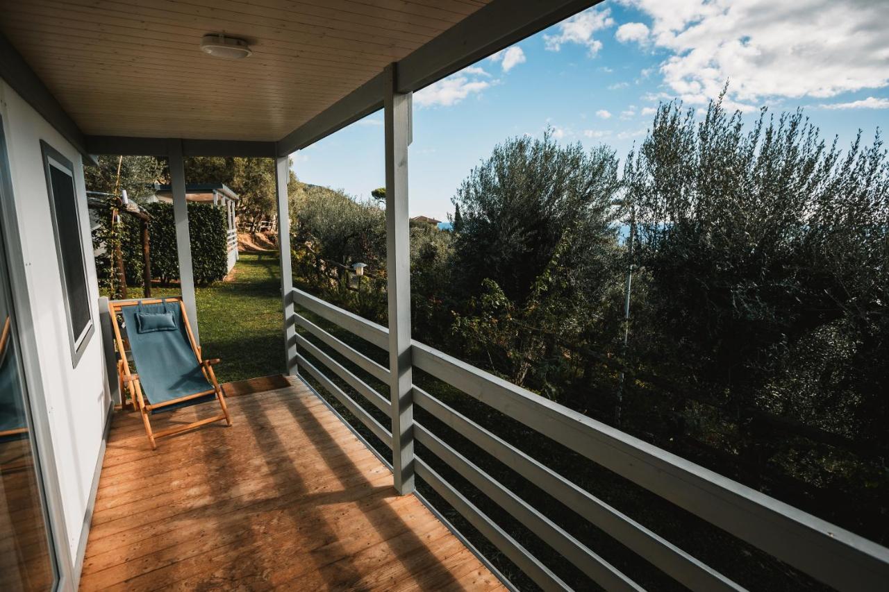 Agriturismo Rose Di Pietra Пьетра-Лигуре Экстерьер фото